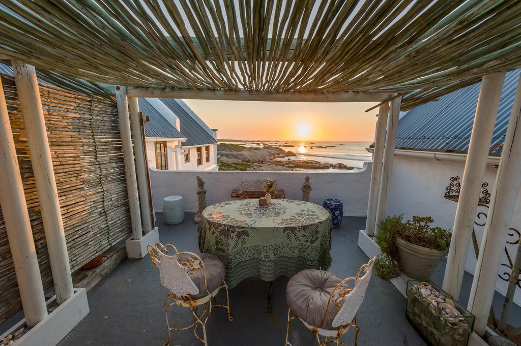 The Oystercatchers Haven At Paternoster Rum bild
